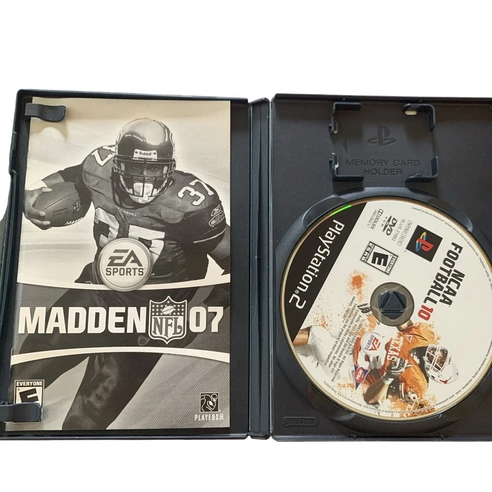 Madden NFL 07 PS2 Case & Manual with NCAA Football 10 Disc Sony PlayStation 2‎
